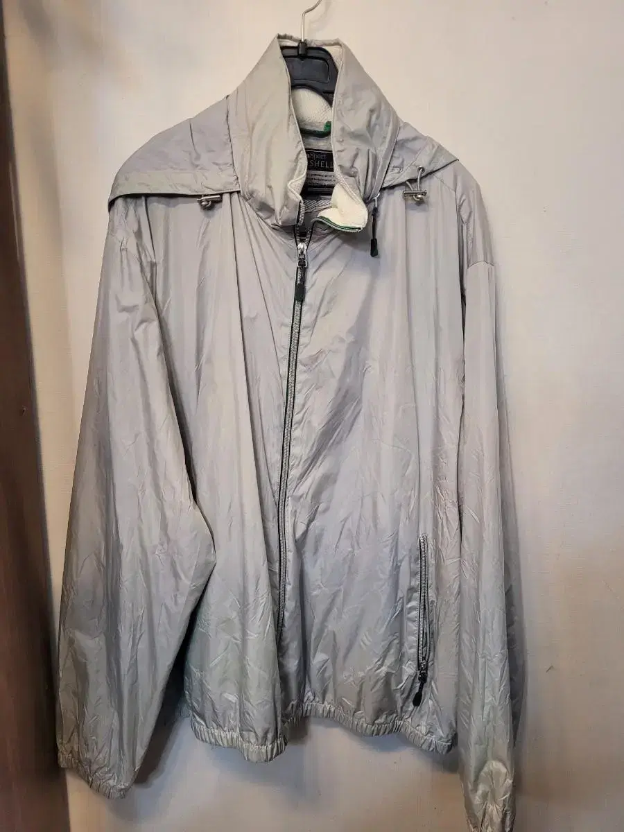 20 Genuine Ermenegildo Zegna Liteshell Windbreaker