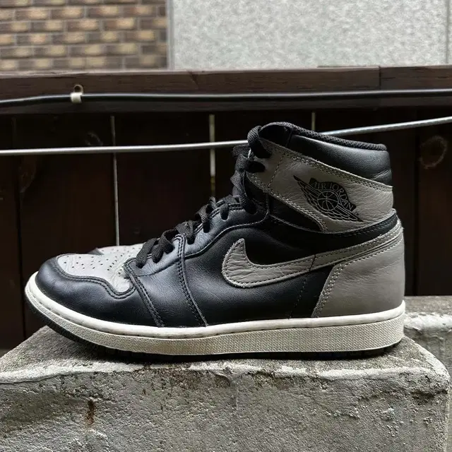 JORDAN 1 Retro High Shadow 2018