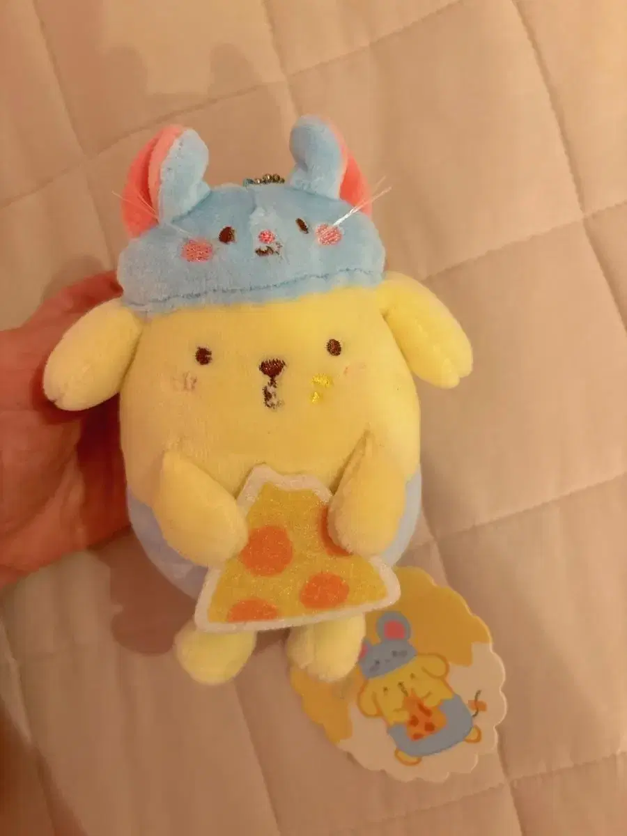 Pompompurin the mouse mascot