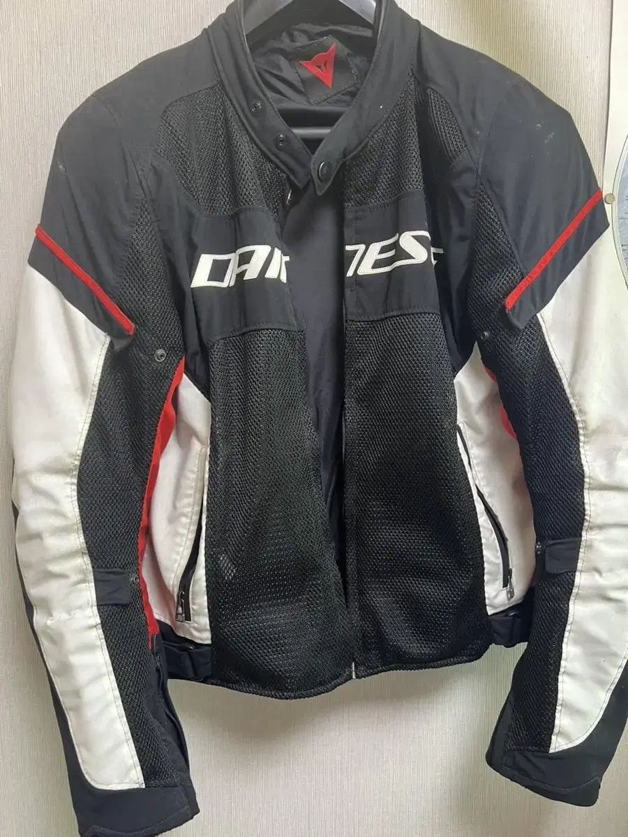 4계절용 다이네즈(DAINESE) 자켓 48사이즈 판매 A급