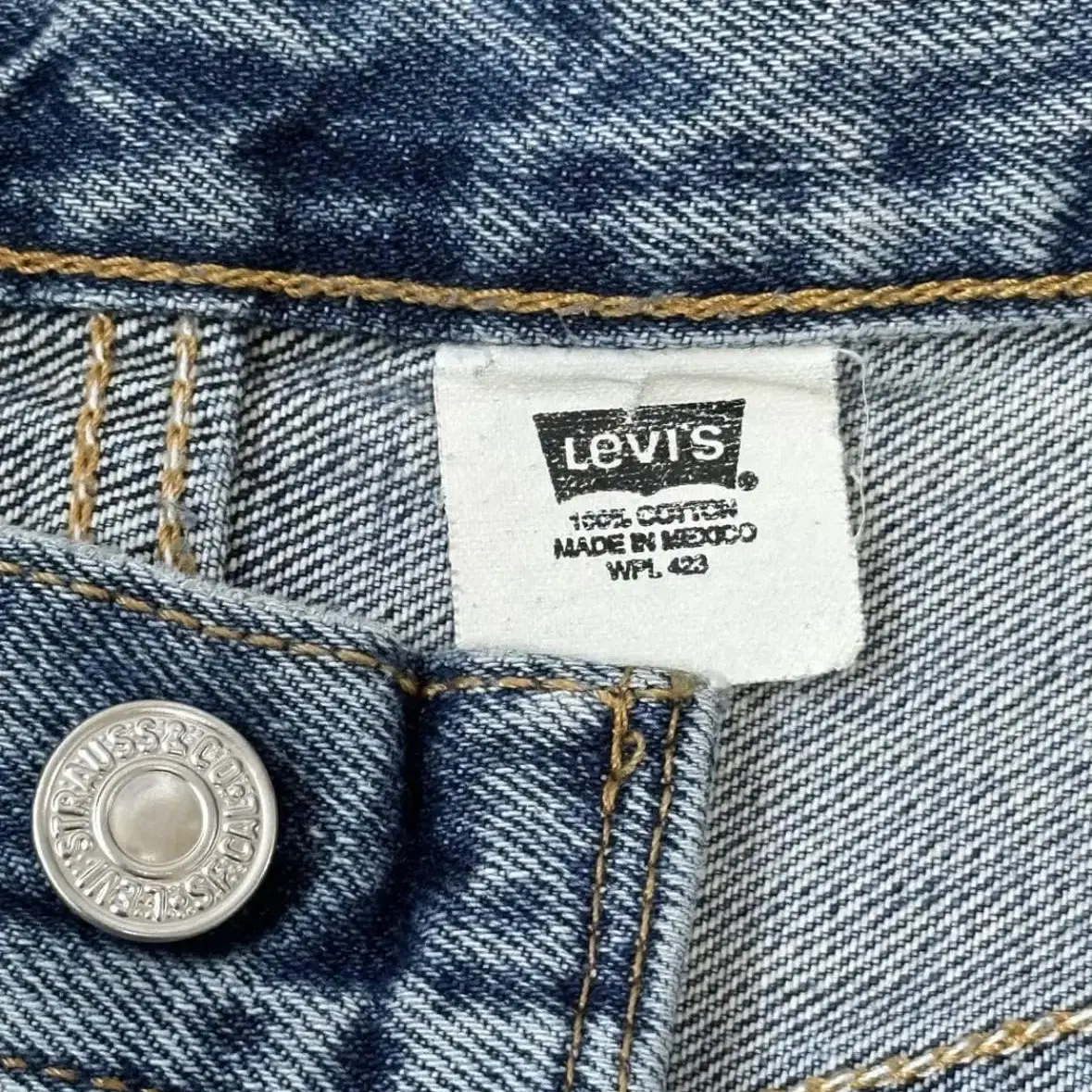 00s Levis 501 Made in Mexico