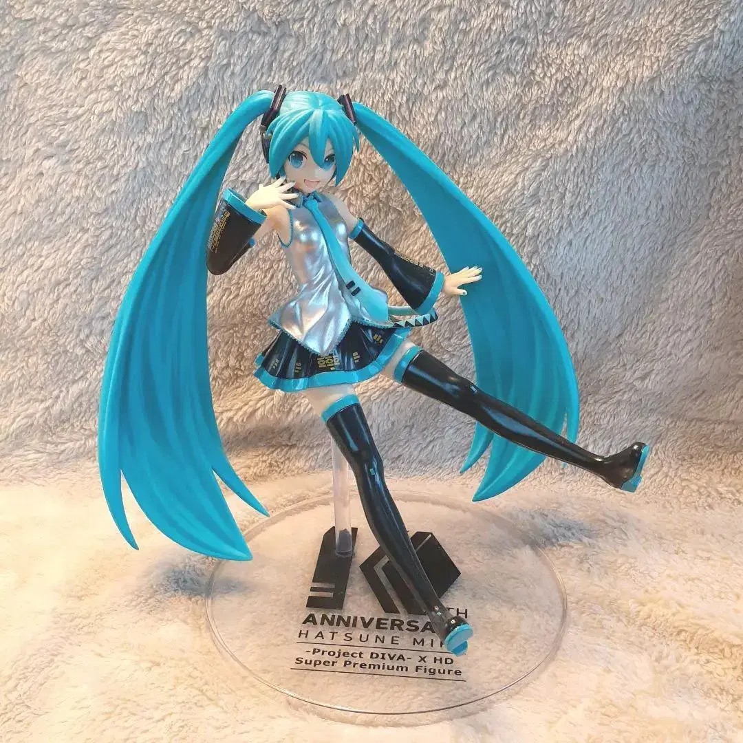 Vocaloid Hatsune Miku 10th Anniversary Figure