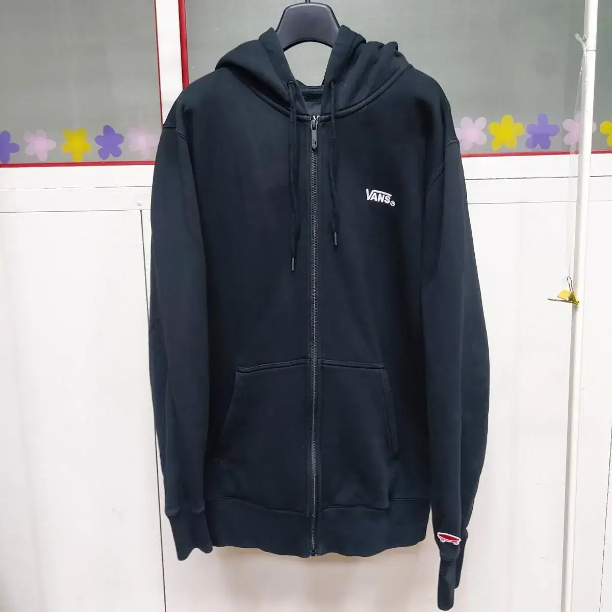 Vahn's Hooded zip-up menXL 4C28