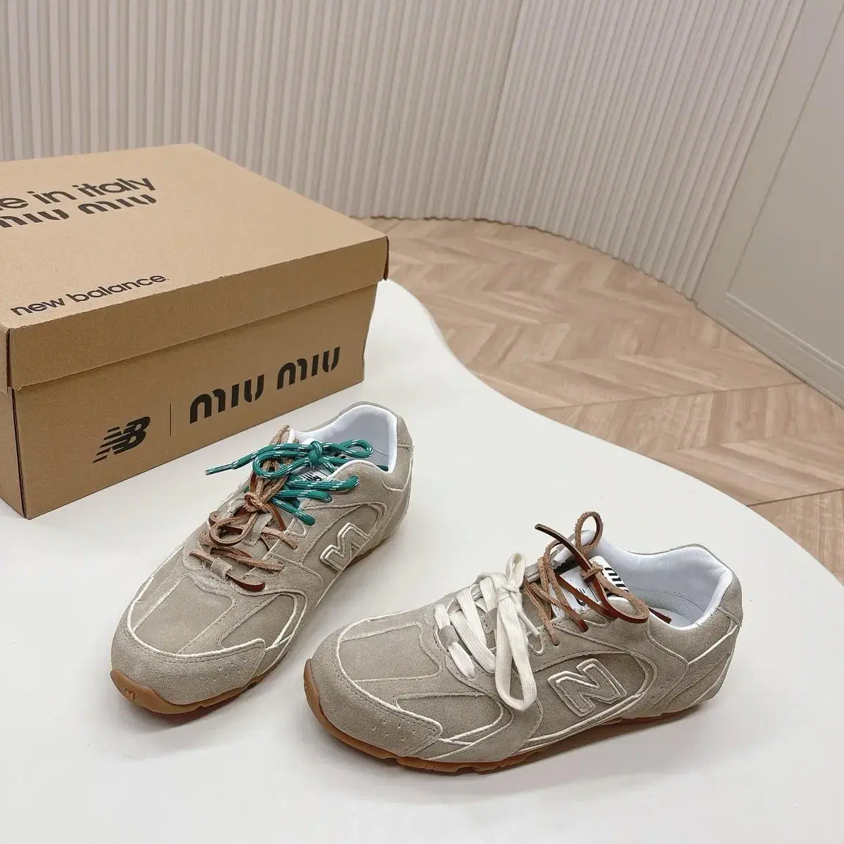 miumiu&nb530 여성화 스니커즈 베이지