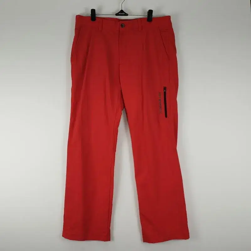 C4039 JDX Men's 32" Golf Wear Red Pants/Dirk