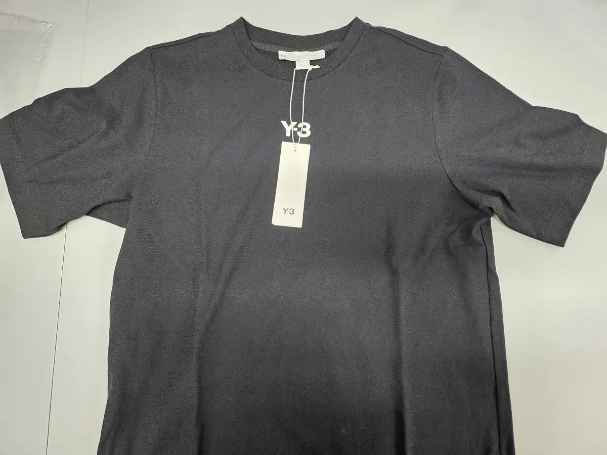 Y-3 Center Logo Vahn Short Sleeve Tee