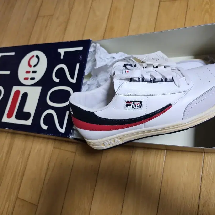 휠라 fila 110주년 기념 티어제로 테니스화