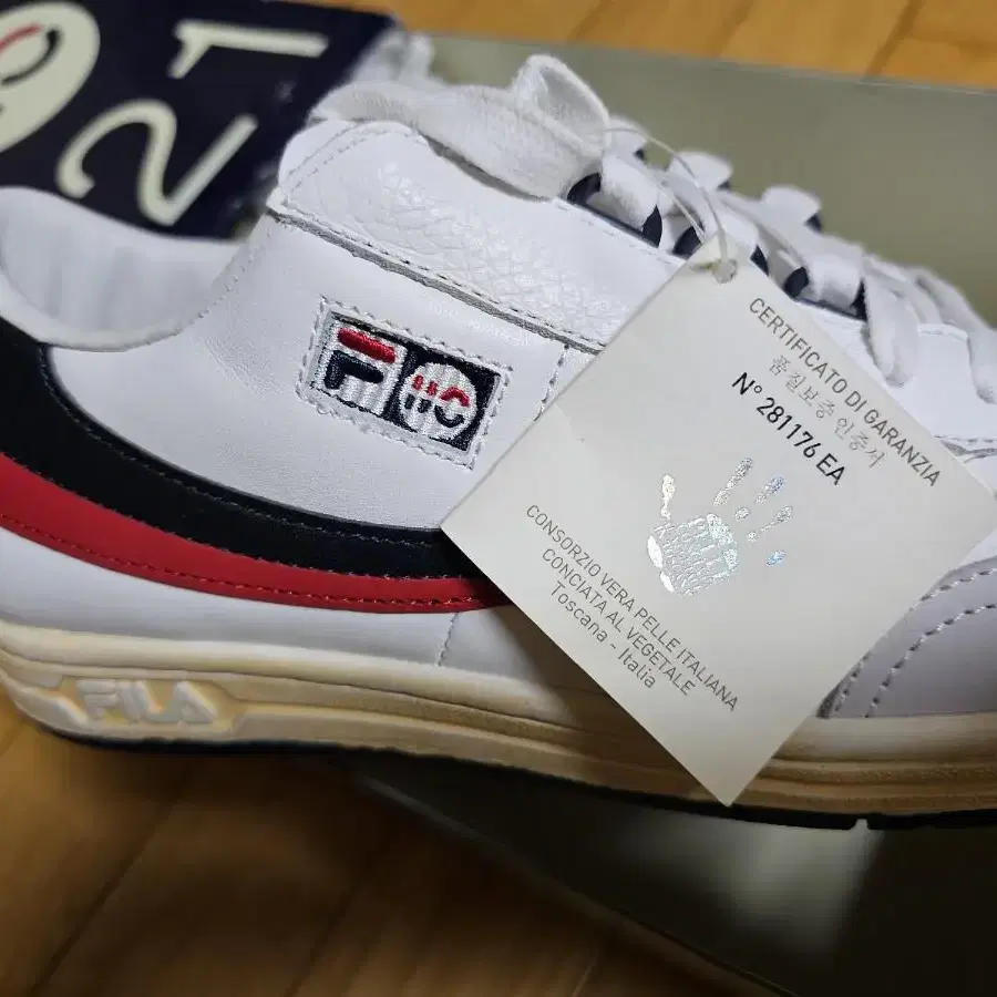 휠라 fila 110주년 기념 티어제로 테니스화