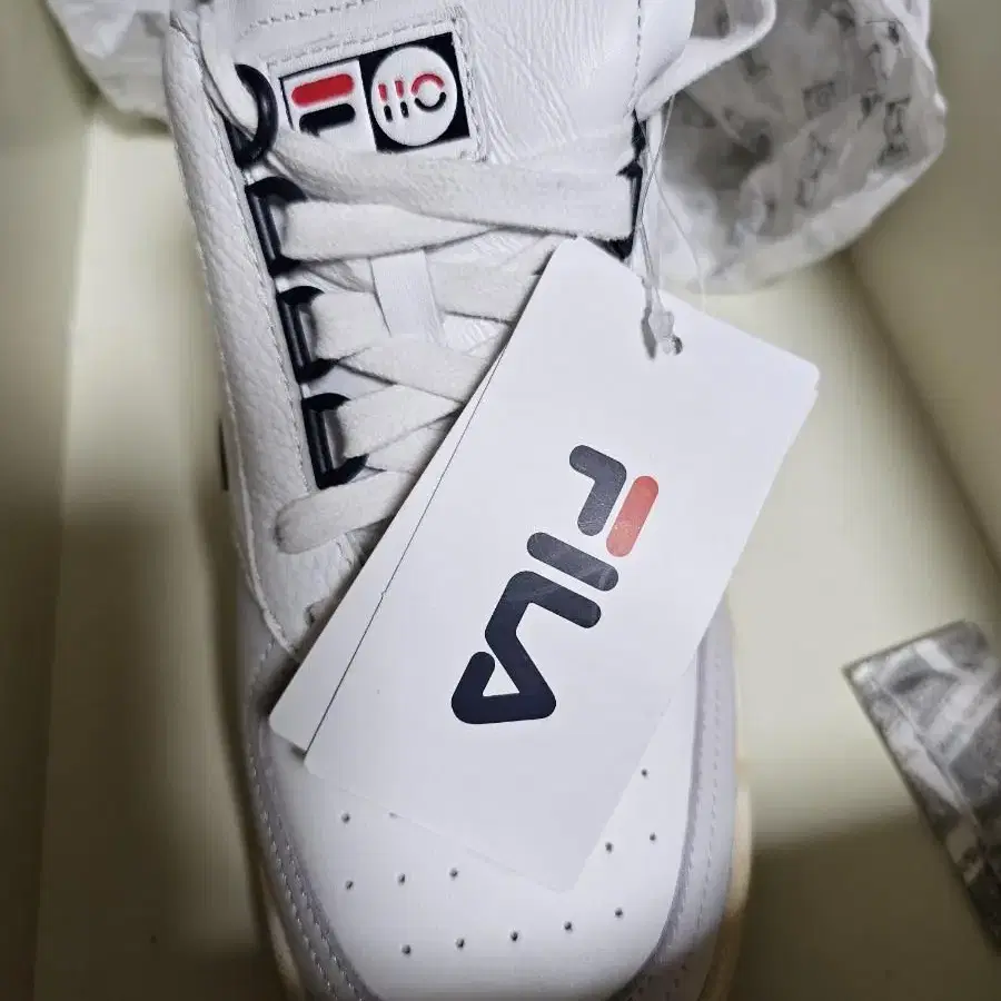 휠라 fila 110주년 기념 티어제로 테니스화