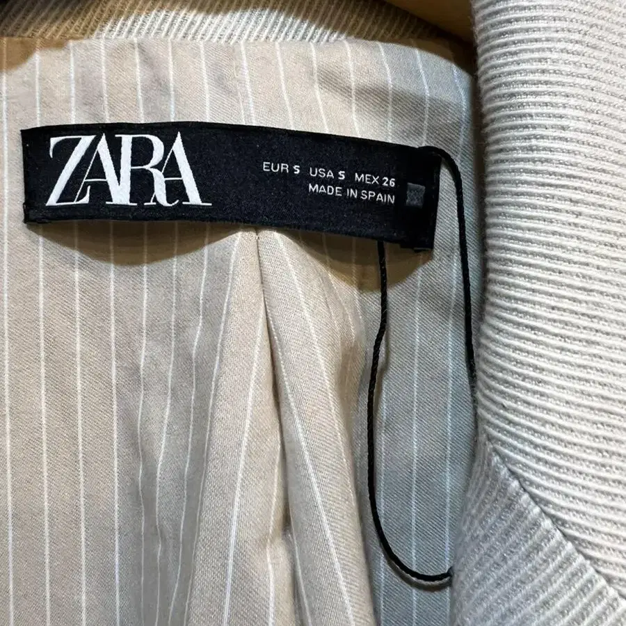 [상태최상] ZARA(자라) 면 쓰리버튼 롱 자켓 55-66사이즈