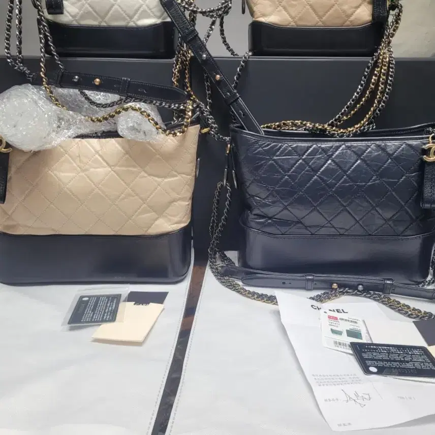 샤넬 슈퍼 가브리엘 백팩친구 호보 풀구에 검수까지 사진 8