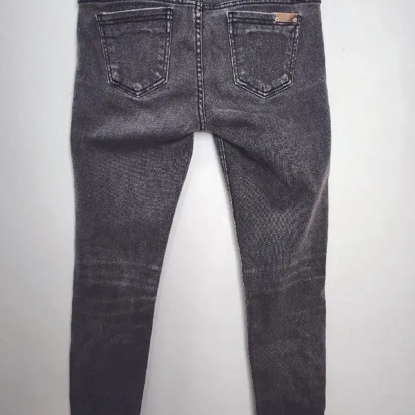 버커루진(BUCKAROO JEANS) 일자핏 워싱 흑청 데님팬츠