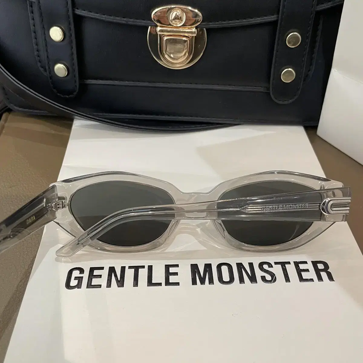 GM 선글라스 Gentlemonster 모델 [Dada]