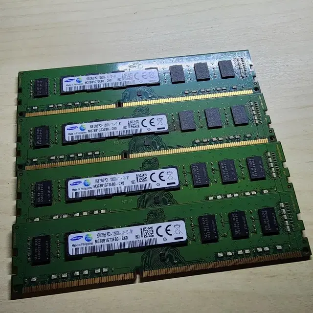 삼성 ddr3 4gb 4개 판매합니다