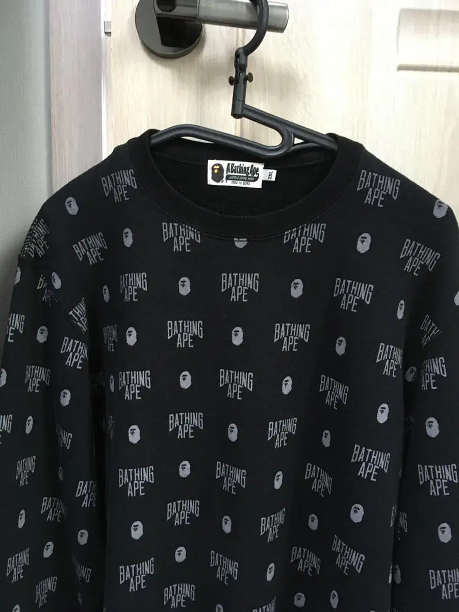 A Bathing APE Vape Tops