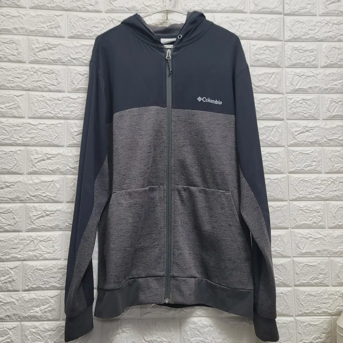 105-(Columbia)Columbia two-tone hooded zip-up millet 70