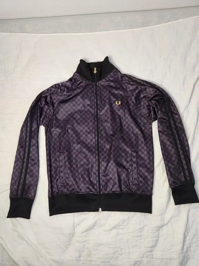 fred perry purple checker jacket (M)