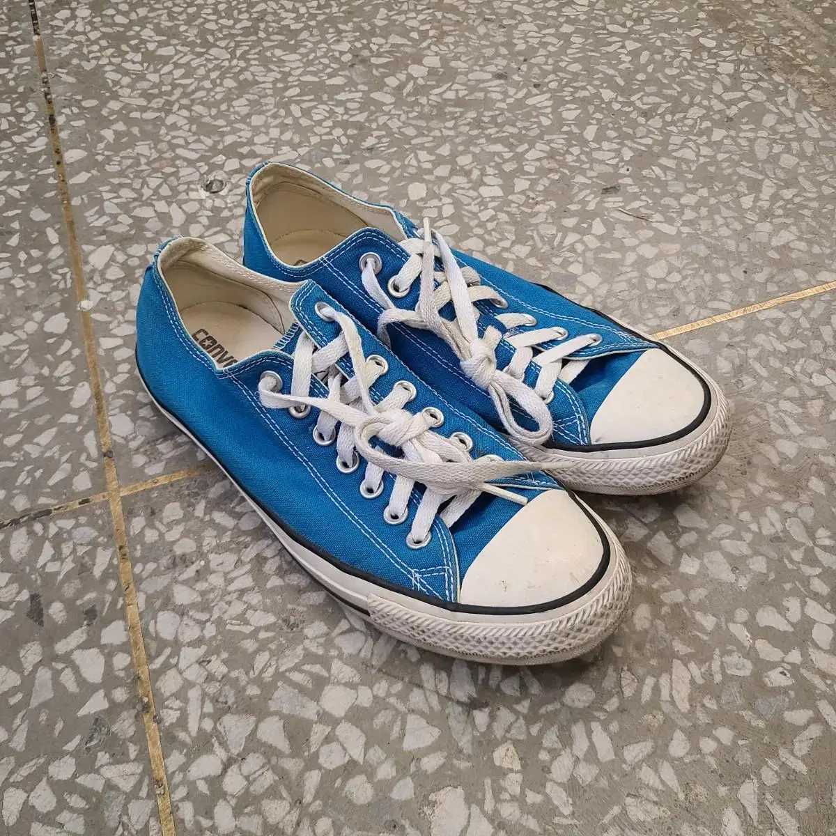 [270 size] Converse All Star Low Shoes Sneakers for sale.