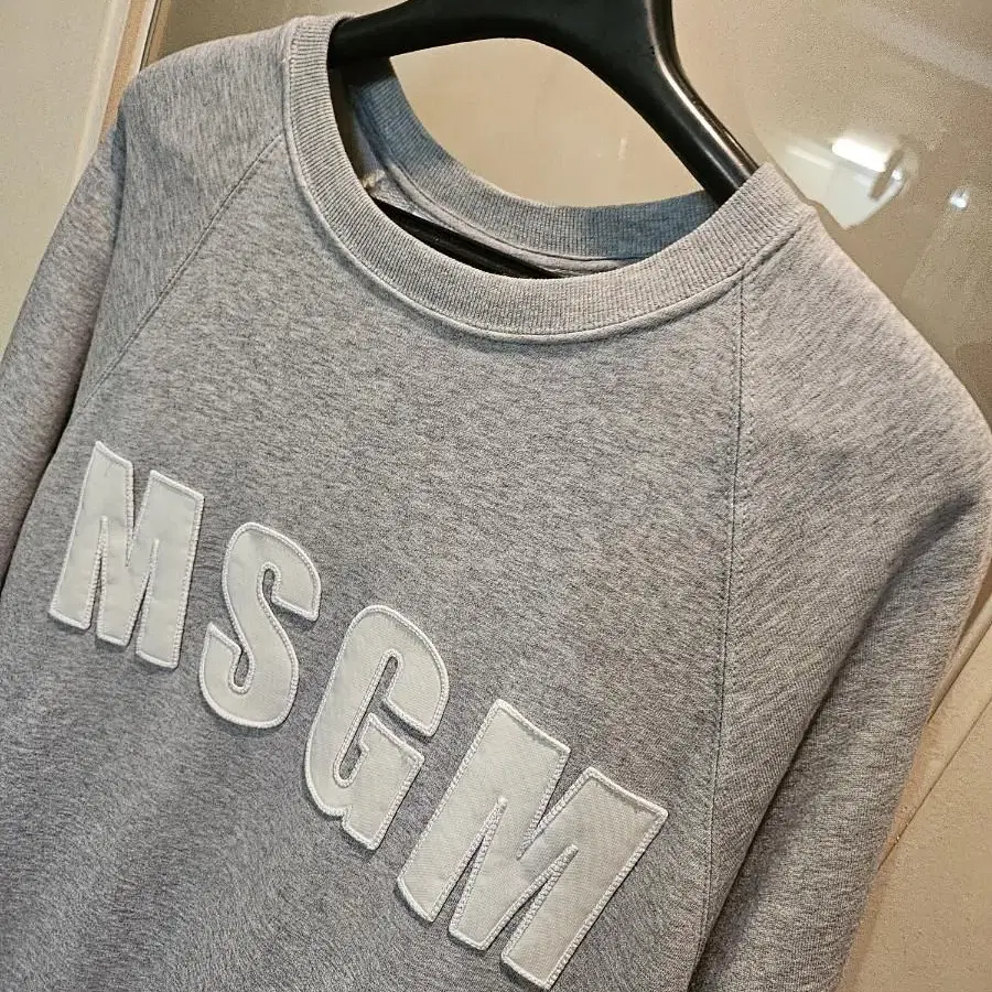 MSGM 오버핏 맨투맨 S