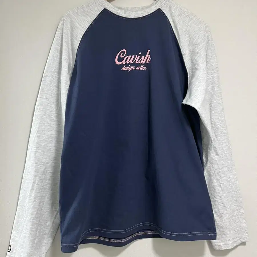 카비시 RAGLAN STAR LOGO LS TEE NAVY