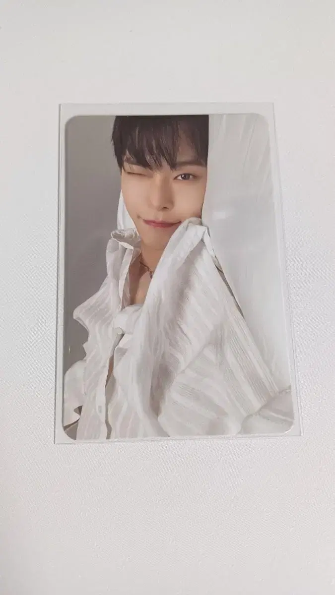 Sell beds doyoung photocard wts 