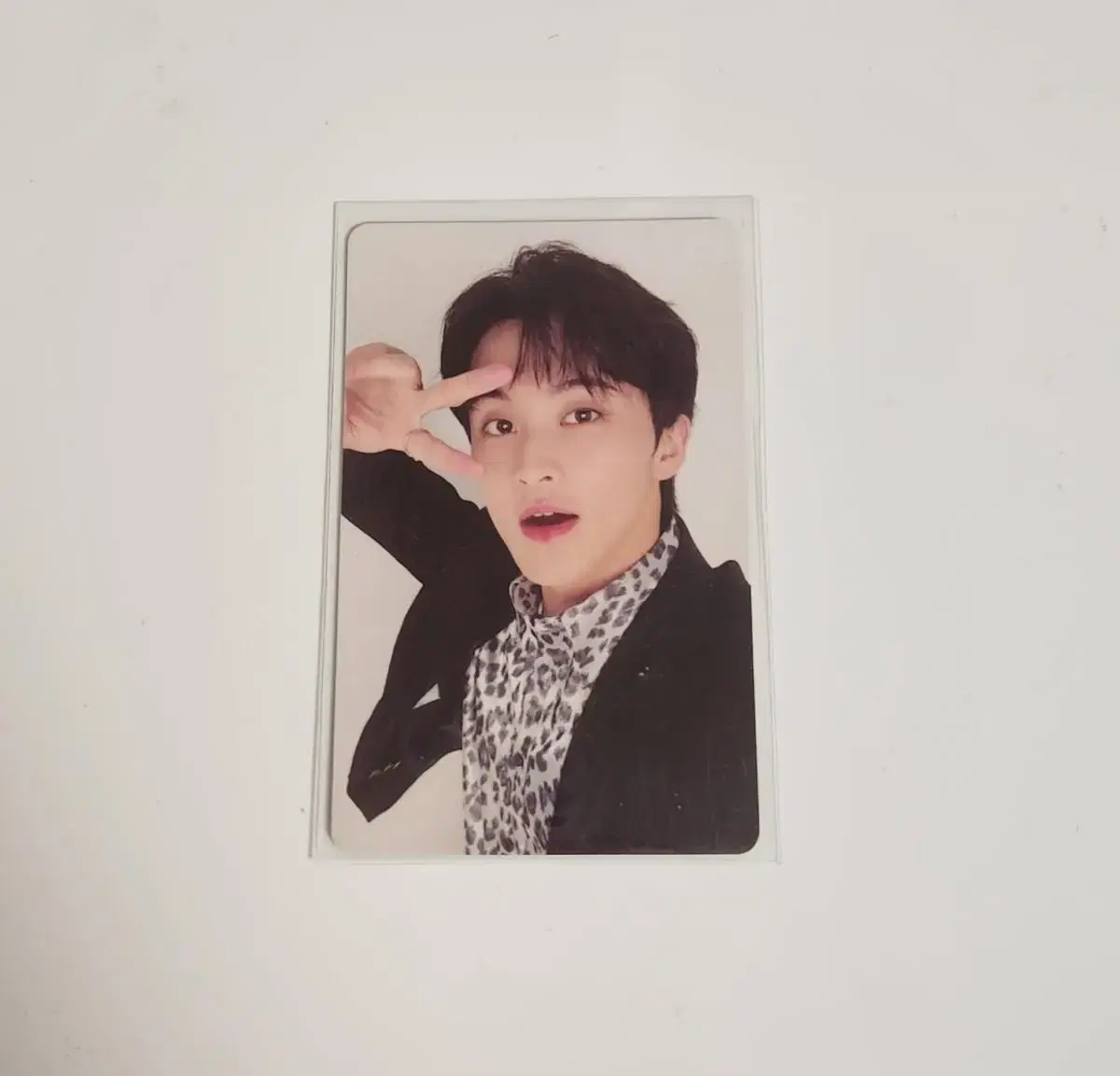 nct mark factcheck kms photocard wts