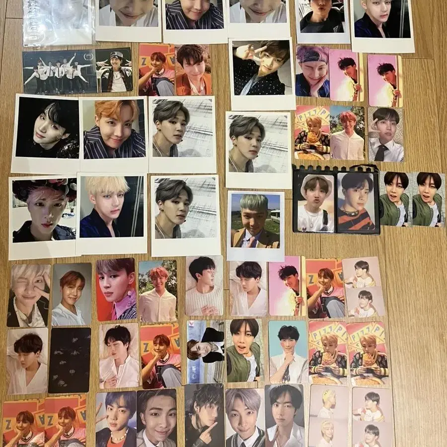 Sell bts photocards 방탄소년단 포토카드 officials