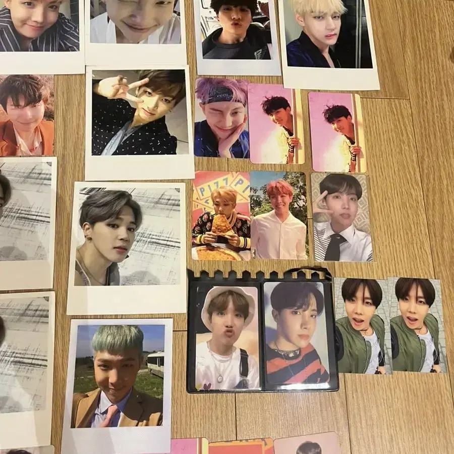 Sell bts photocards 방탄소년단 포토카드 officials