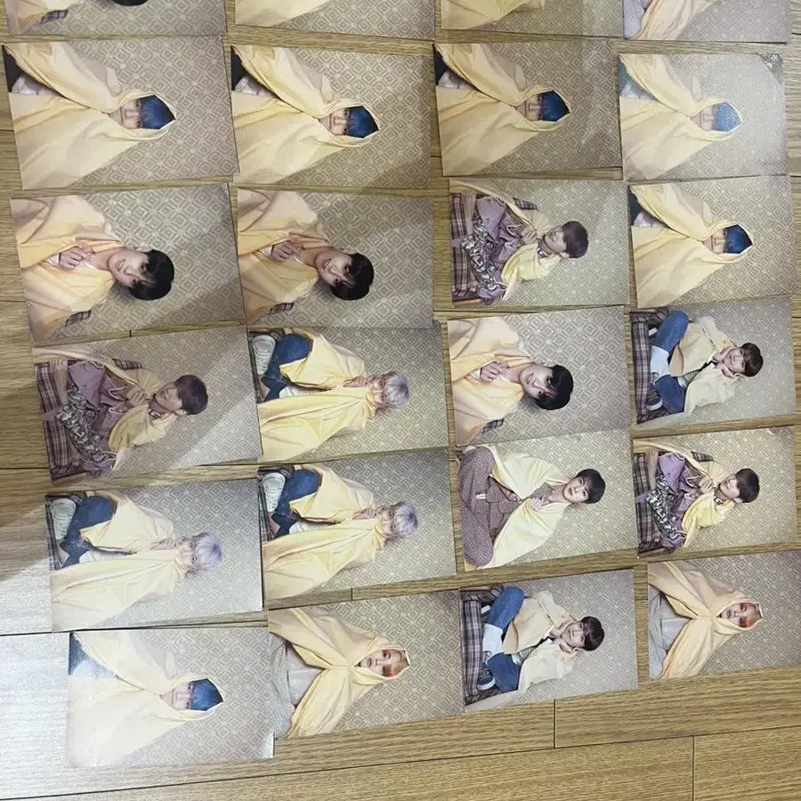 Sell bts photocards 방탄소년단 포토카드 officials