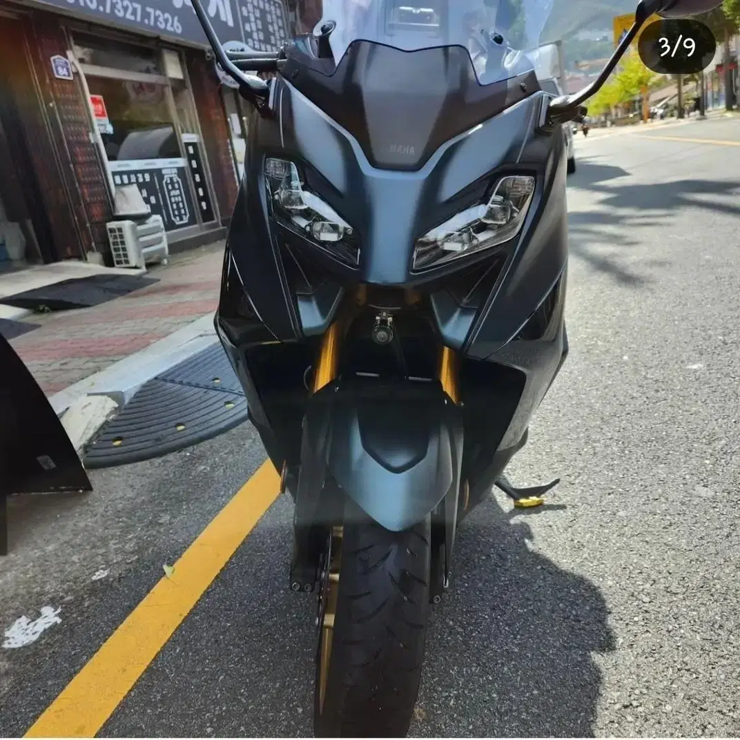 tmax22년식 11000키로 상태최상 판매합니다