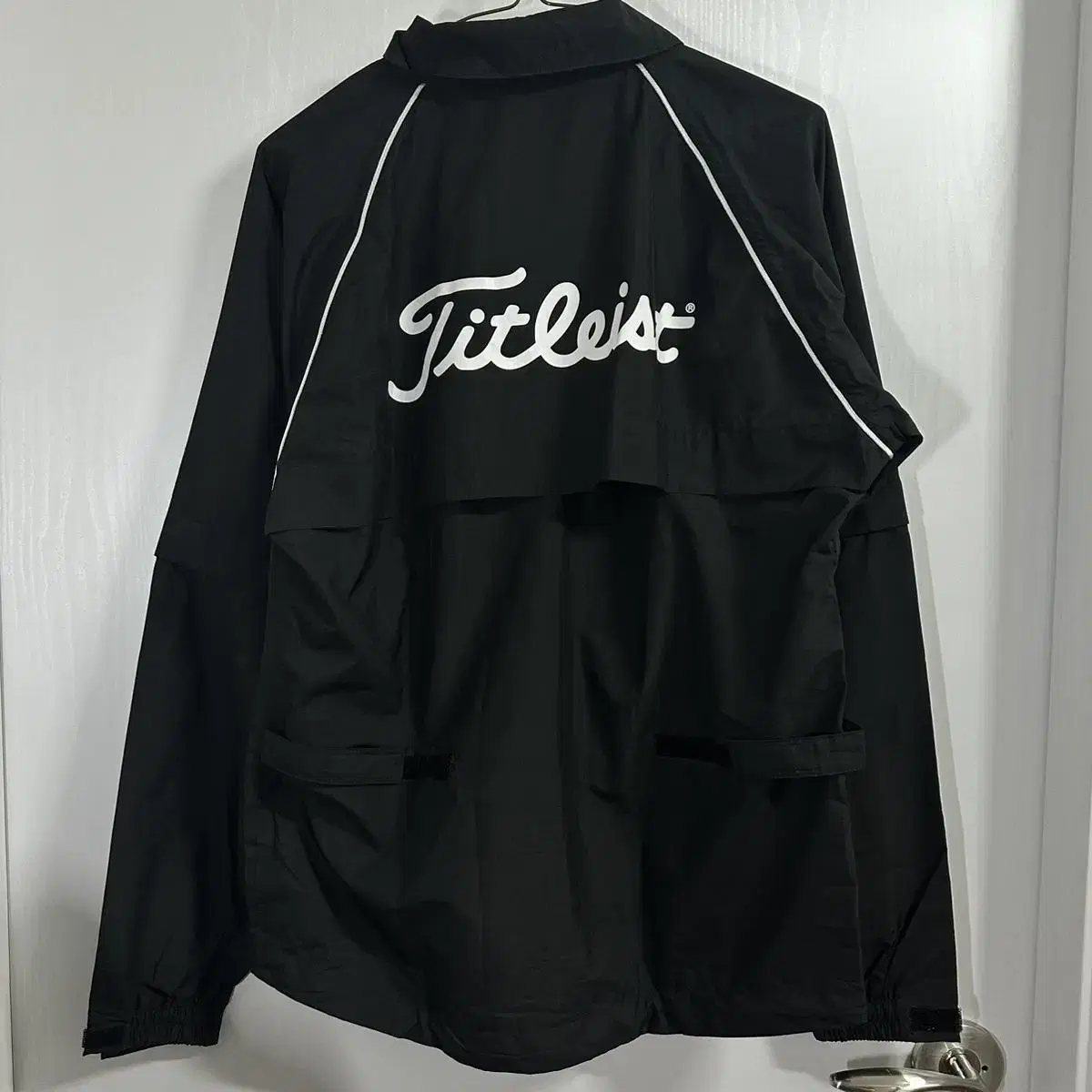 (M~L) Titleist Black Windbreaker