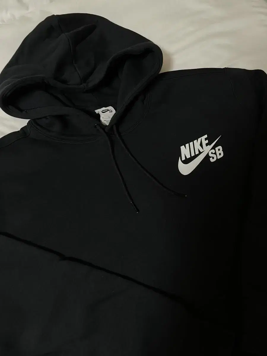 New) Nike SB Hoodie XL