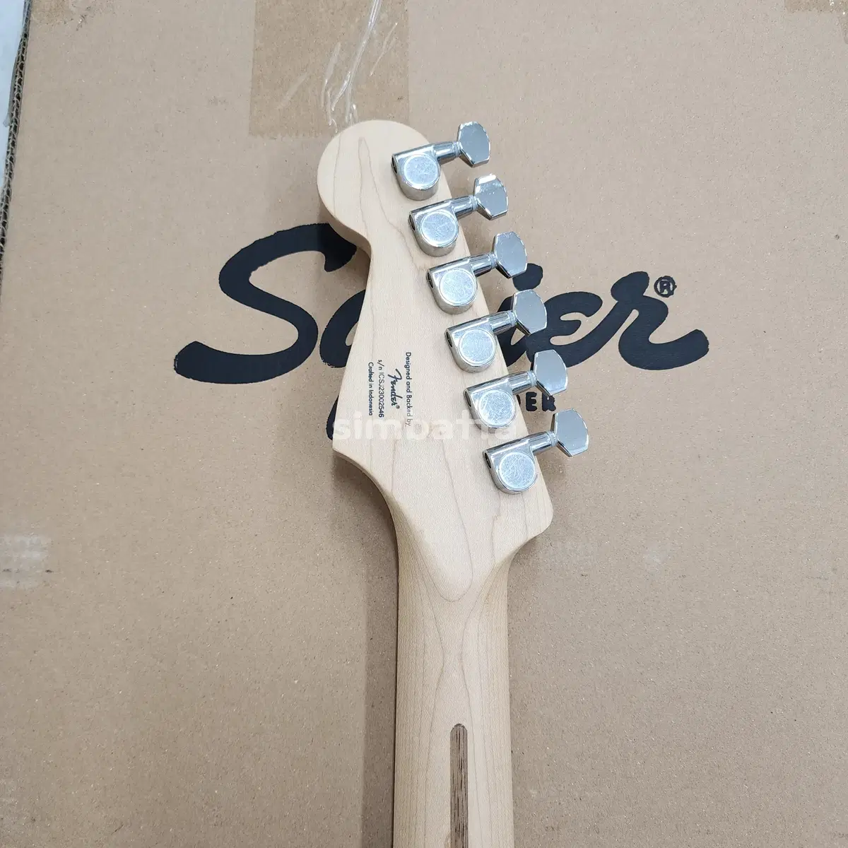 스콰이어 일렉기타 SONIC STRATOCASTER HSS 블랙