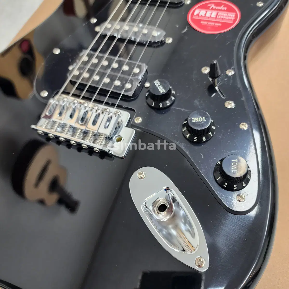 스콰이어 일렉기타 SONIC STRATOCASTER HSS 블랙