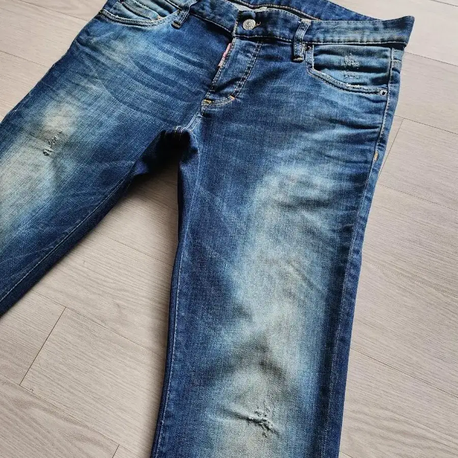 정품 디스퀘어드2 Rust washed SLim Jean-eu48