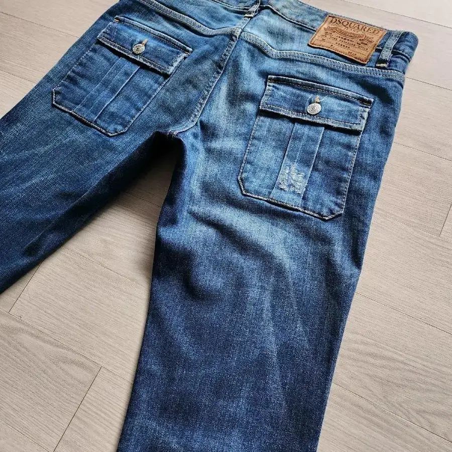 정품 디스퀘어드2 Rust washed SLim Jean-eu48