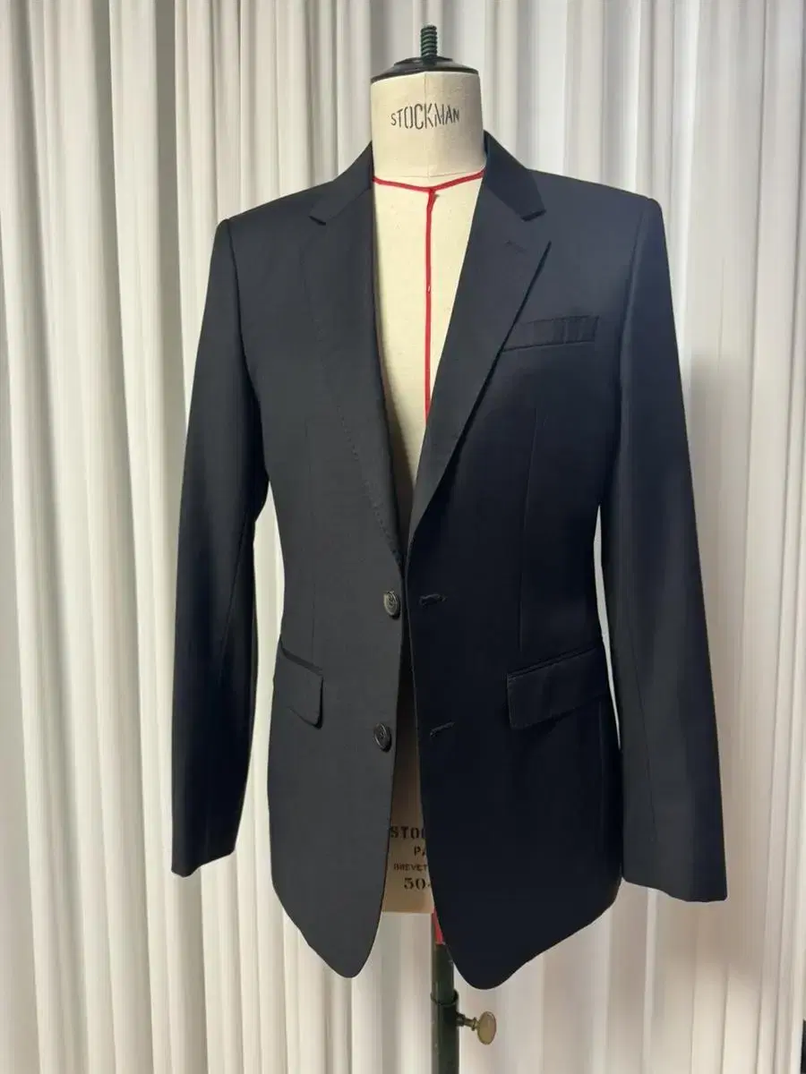 [100] Black suit jacket top only from a domestic tailor shop