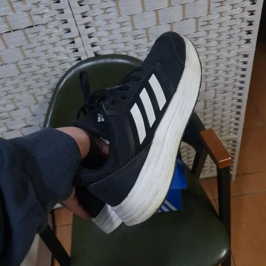 ADIDAS 아디다스 스포츠 갤럭시 5 런닝화 255mm