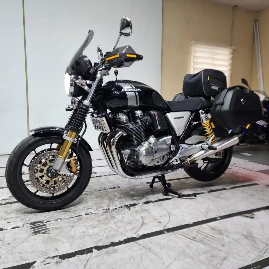 (혼다) CB1100 RS 18년식 부산울산대구양산창원마산진주김해서울경기