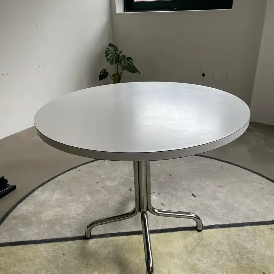 빈티지 토넷 라운드 다이닝 테이블 Thonet S1052 dining t