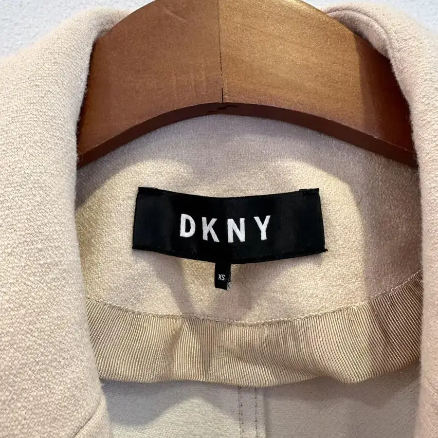 55~66) dkny 울 코트 판매합니다!