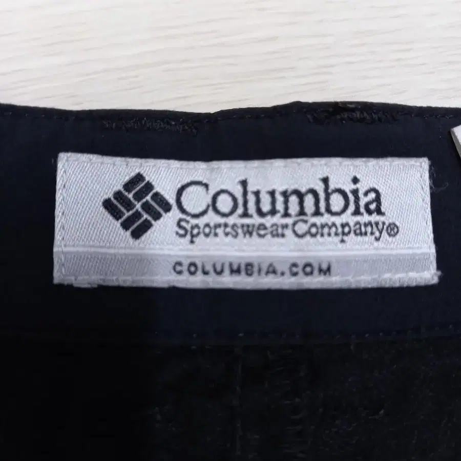 32 Columbia Kor 봄가을용 스판 등산바지 블랙 32-891