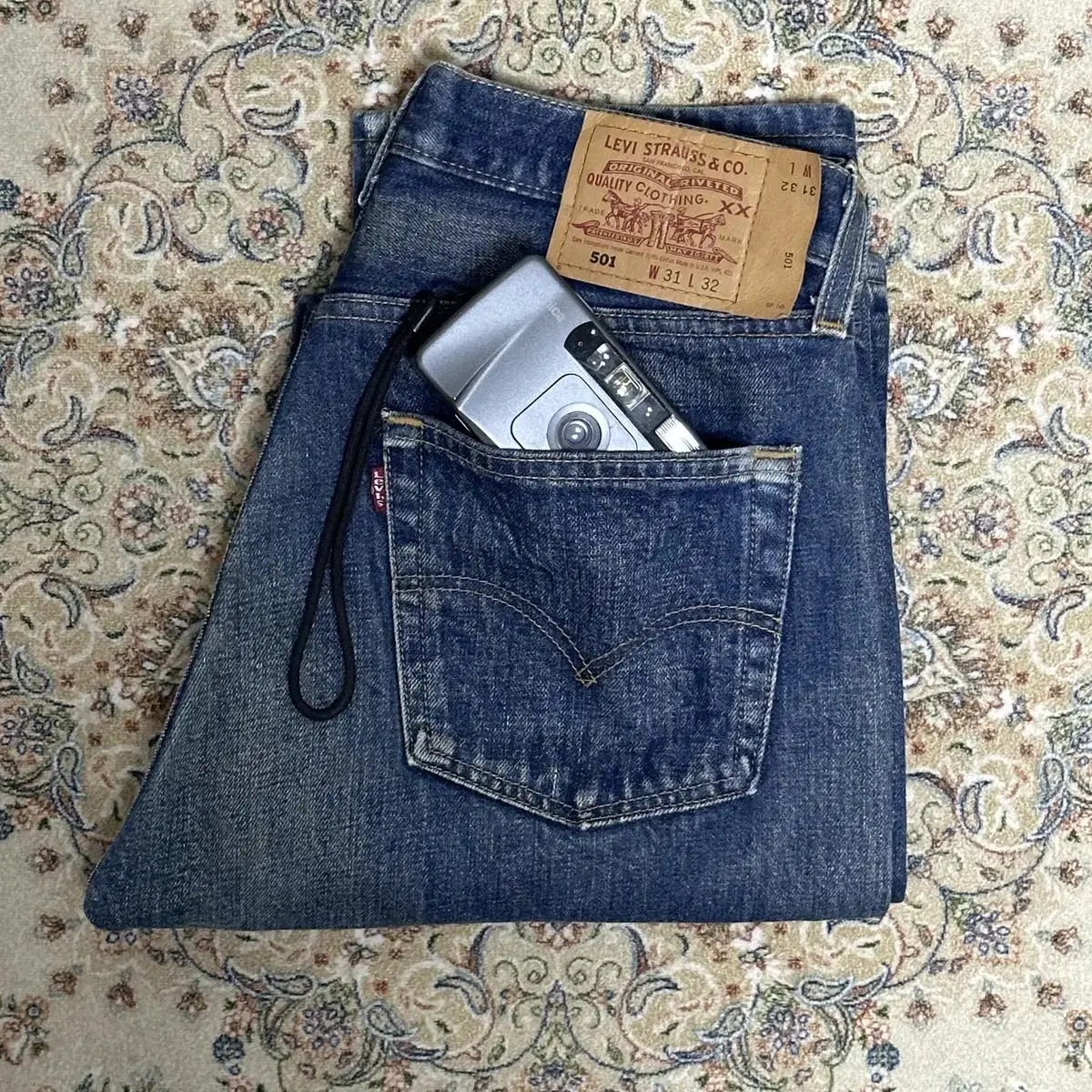 00s Levis 501 Made in USA