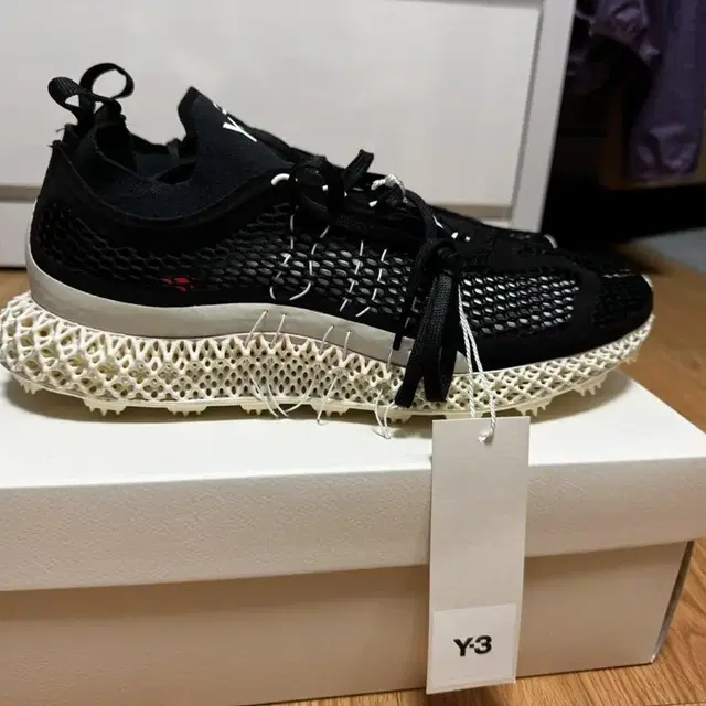 Y-3 RUNNER 4D HALO  285 새상품