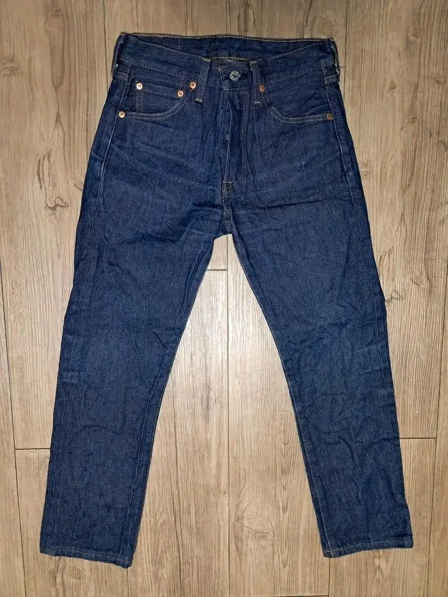 Levi's 501xx Tapered Fit 28x32