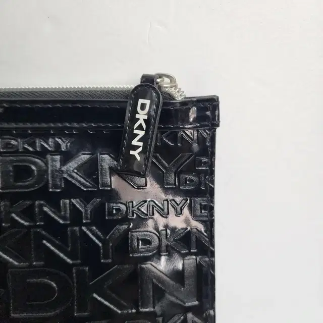 DKNY 크러치백  (블랙) 무료배송