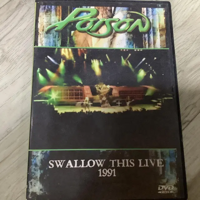 Poison - Swallow This Live 라이브 부틀렉 DVD