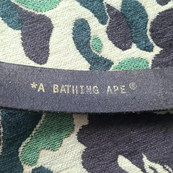 [L]베이프 BAPE 메탈 로고 버클 가죽 벨트