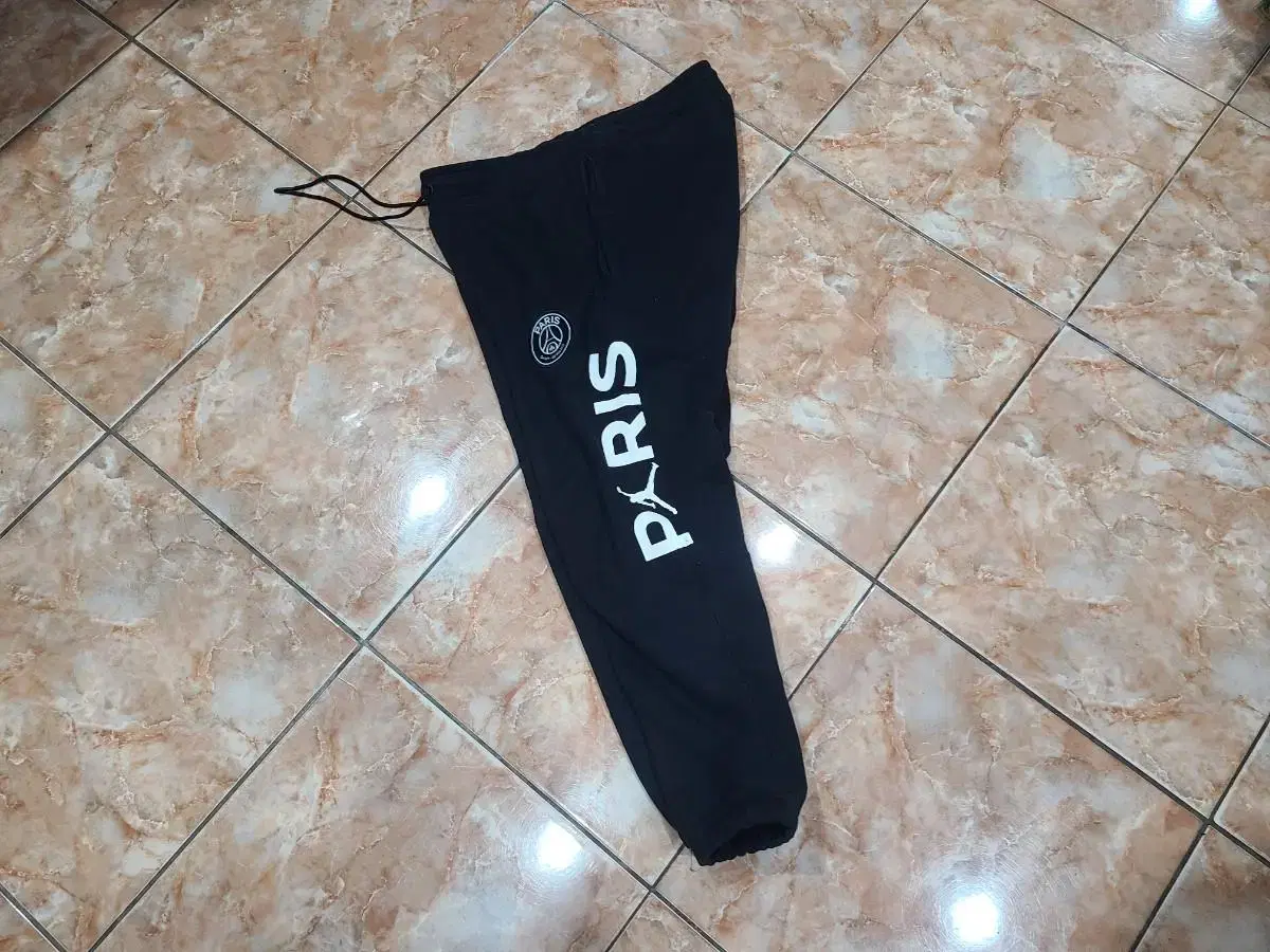 Jordan x PSG Joggers