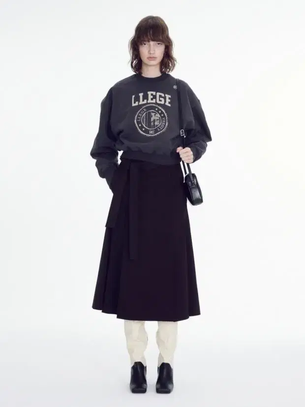 렉토 LLEGE LOGO SWEATSHIRT 로고 스웻셔츠